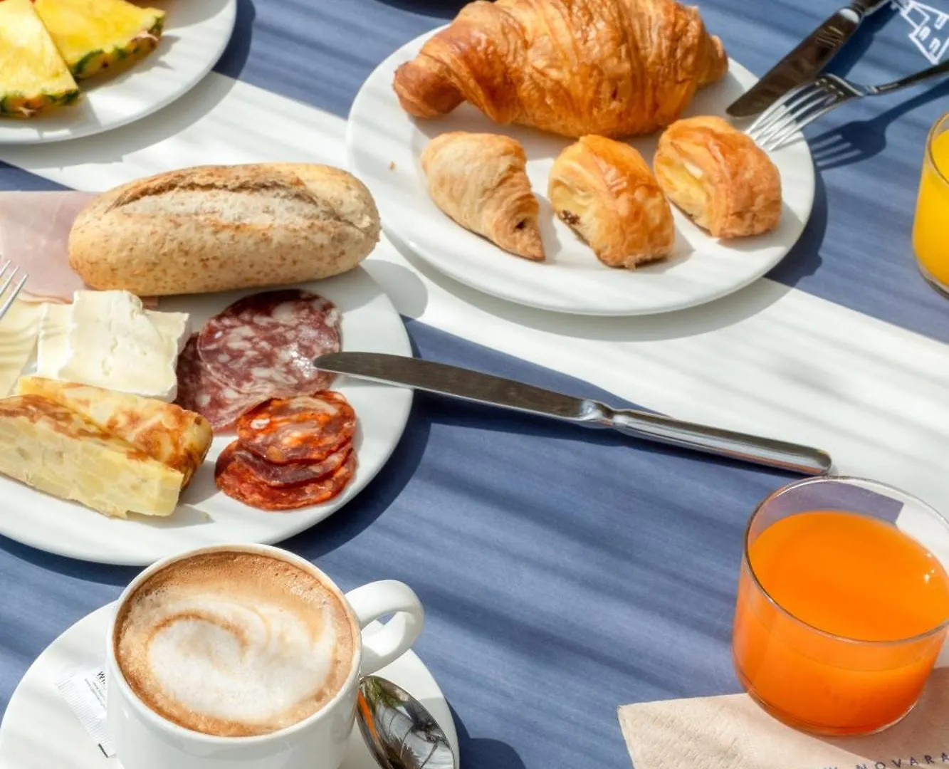 Hotel Alga Calella De Palafrugell 4*,  Spain